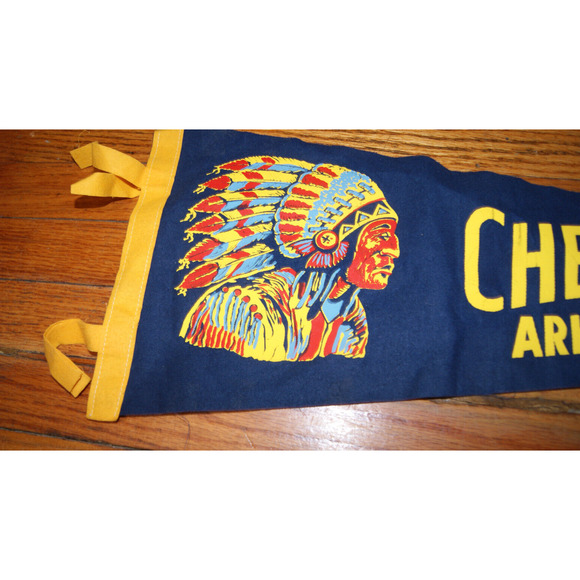 VTG USA Park Souvenir Felt Pennant 27" Cherokee Village Arkansas Indian Chief - Picture 3 of 7